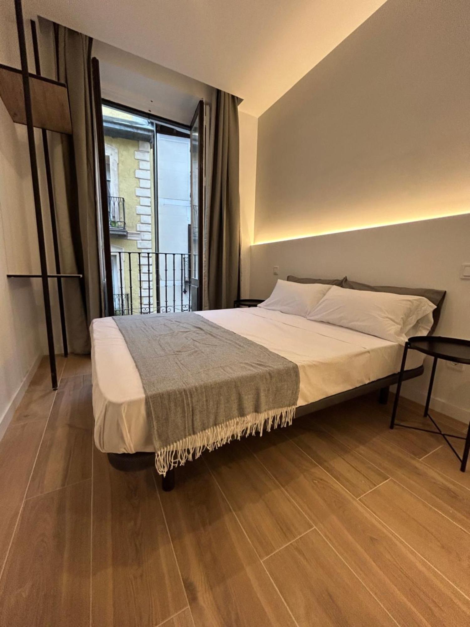 Casa De Huespedes San Andres Otel Madrid Dış mekan fotoğraf