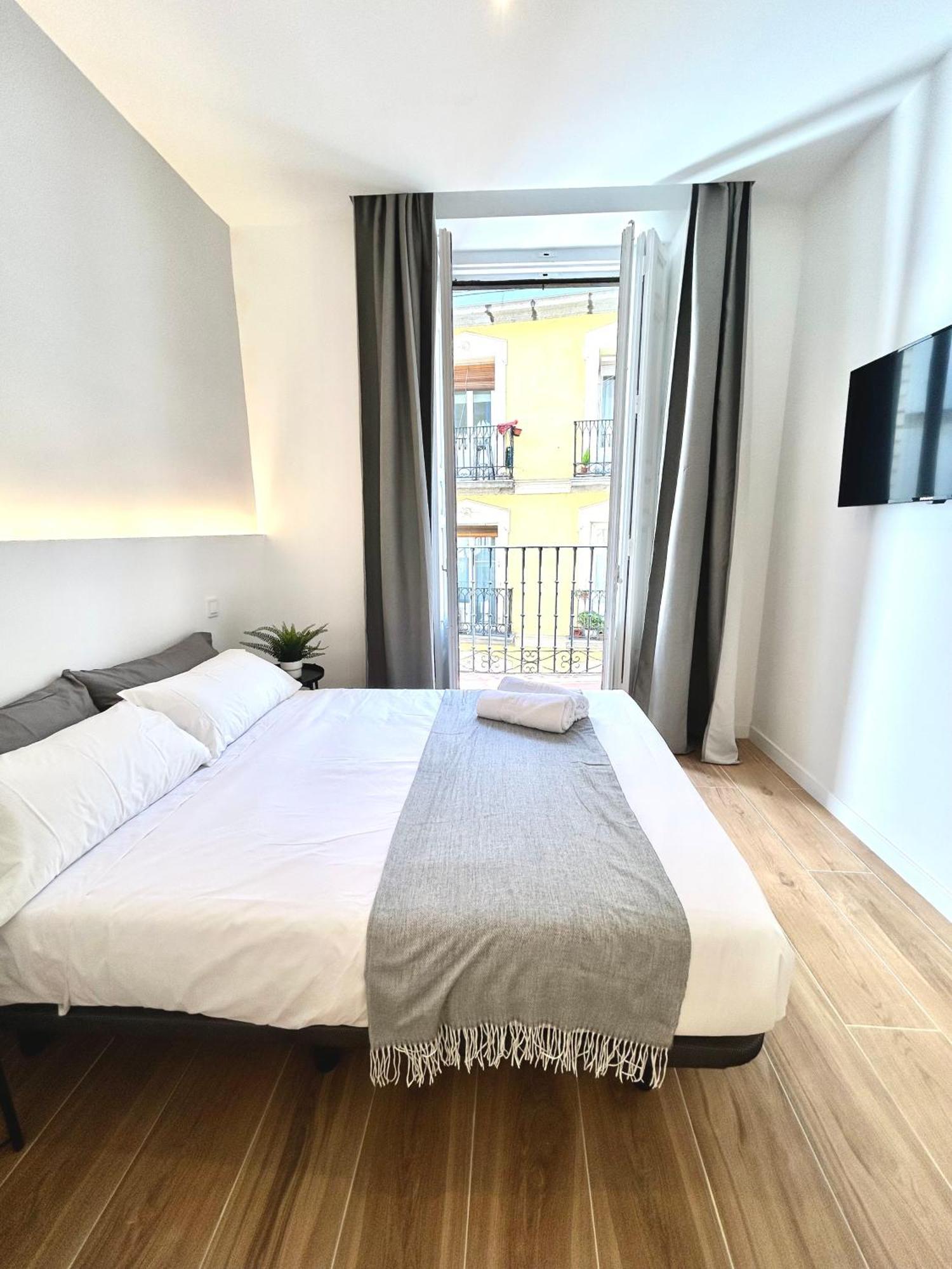 Casa De Huespedes San Andres Otel Madrid Dış mekan fotoğraf