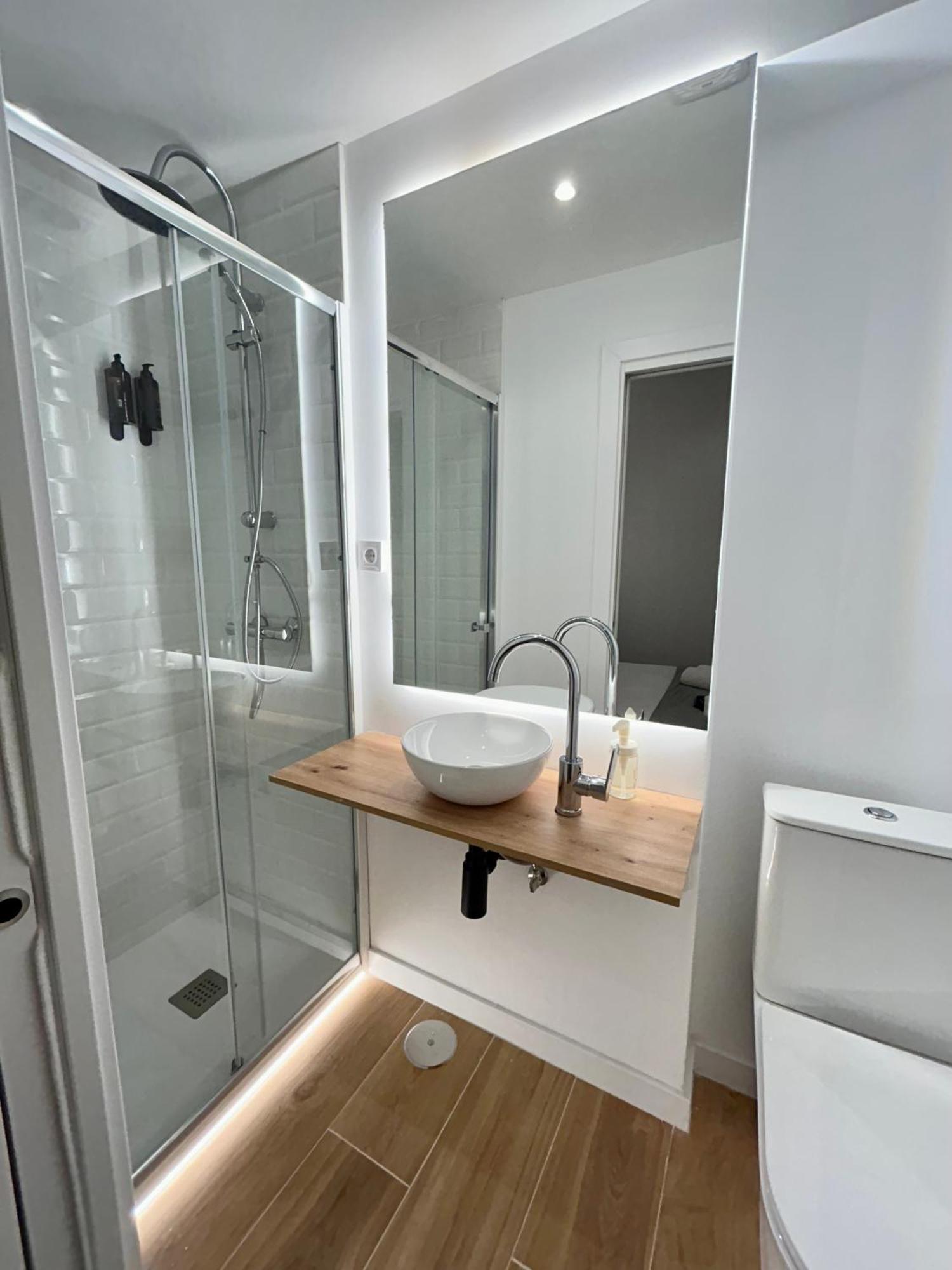 Casa De Huespedes San Andres Otel Madrid Dış mekan fotoğraf