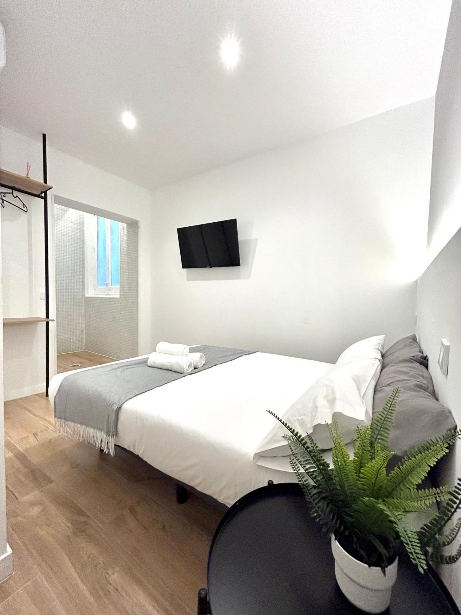 Casa De Huespedes San Andres Otel Madrid Dış mekan fotoğraf